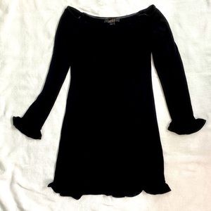 Juniors Black Dress with Ruffled Sleeves and Bottom